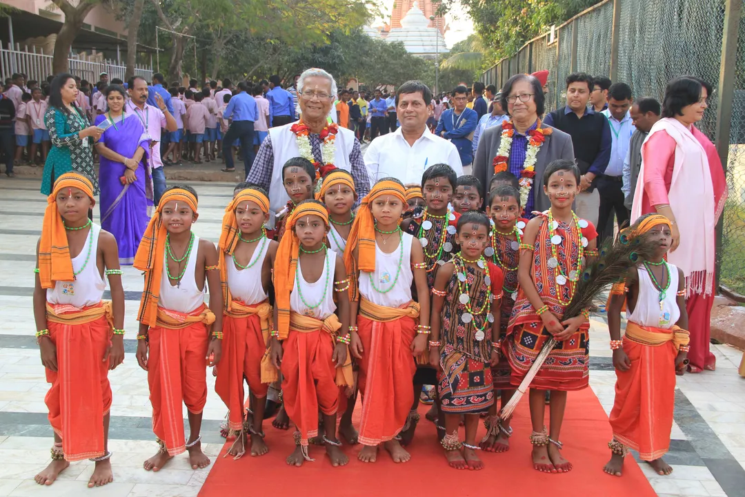  Dream big, begin from small: Nobel laureate Prof Yunus