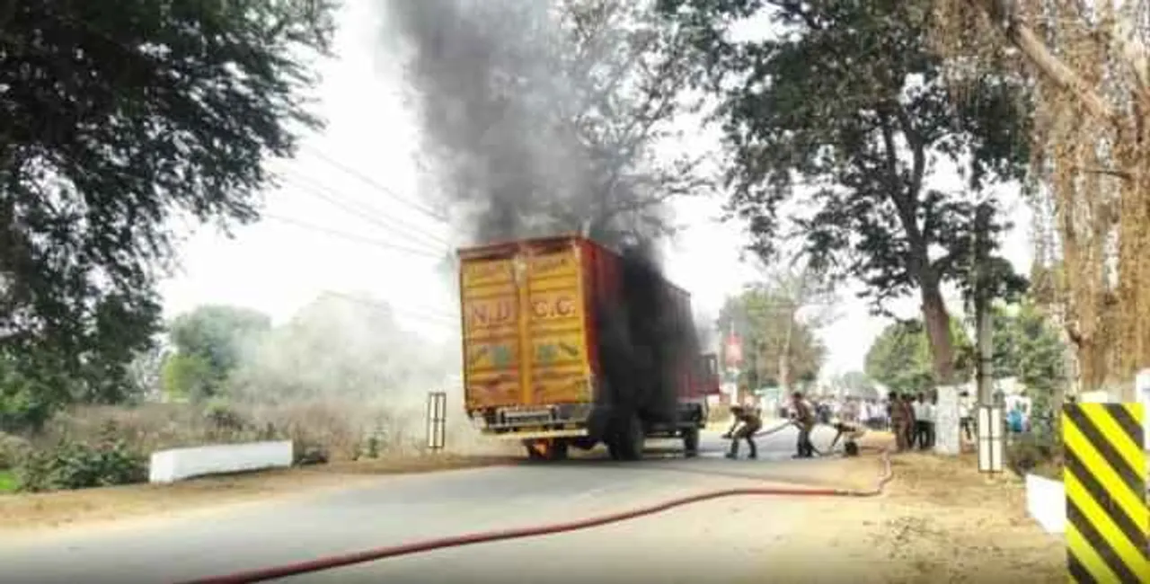  Truck catches fire after coming in contact with electric wire in Odisha's Bargarh