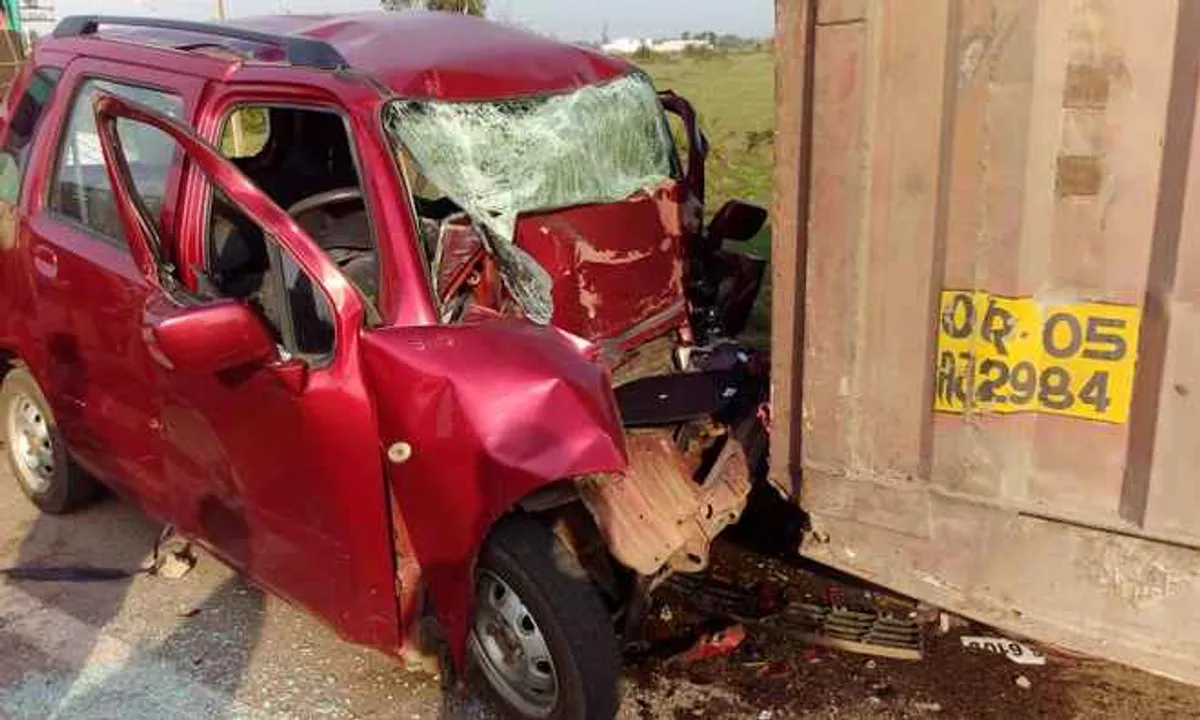  Berhampur varsity teacher killed in car accident