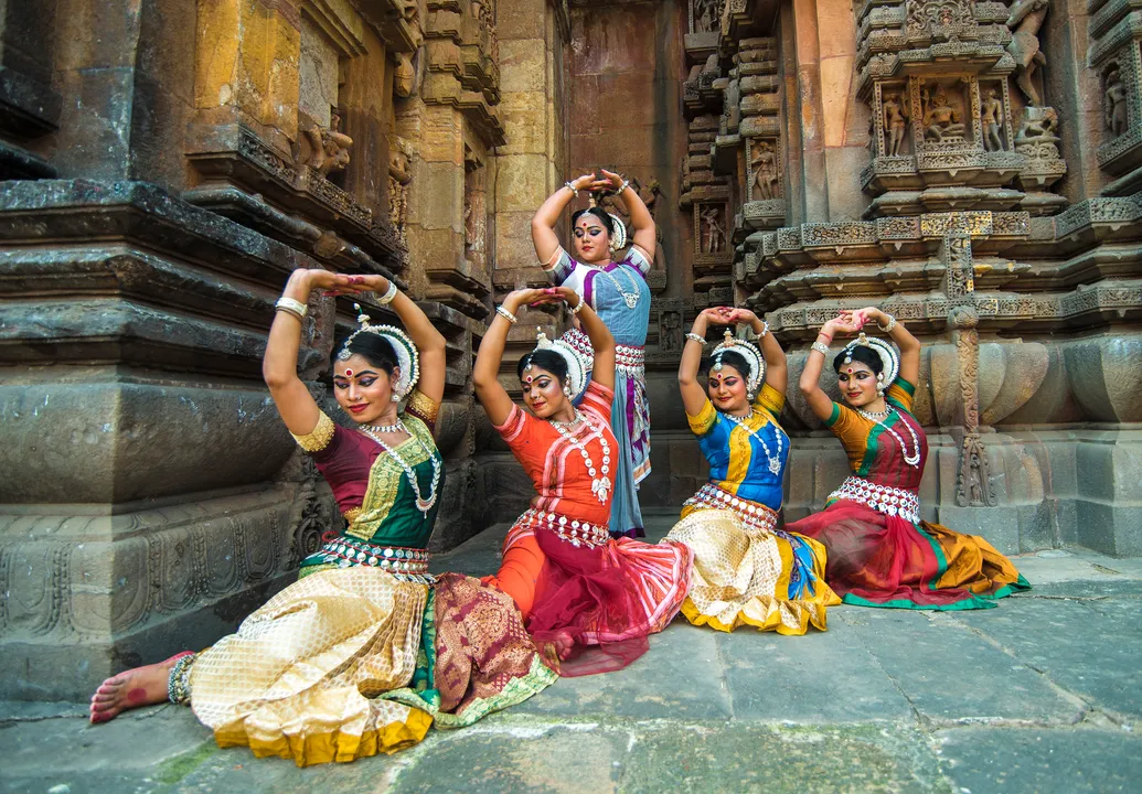  Meet the ‘Shape of You’ Odissi dance performers!
