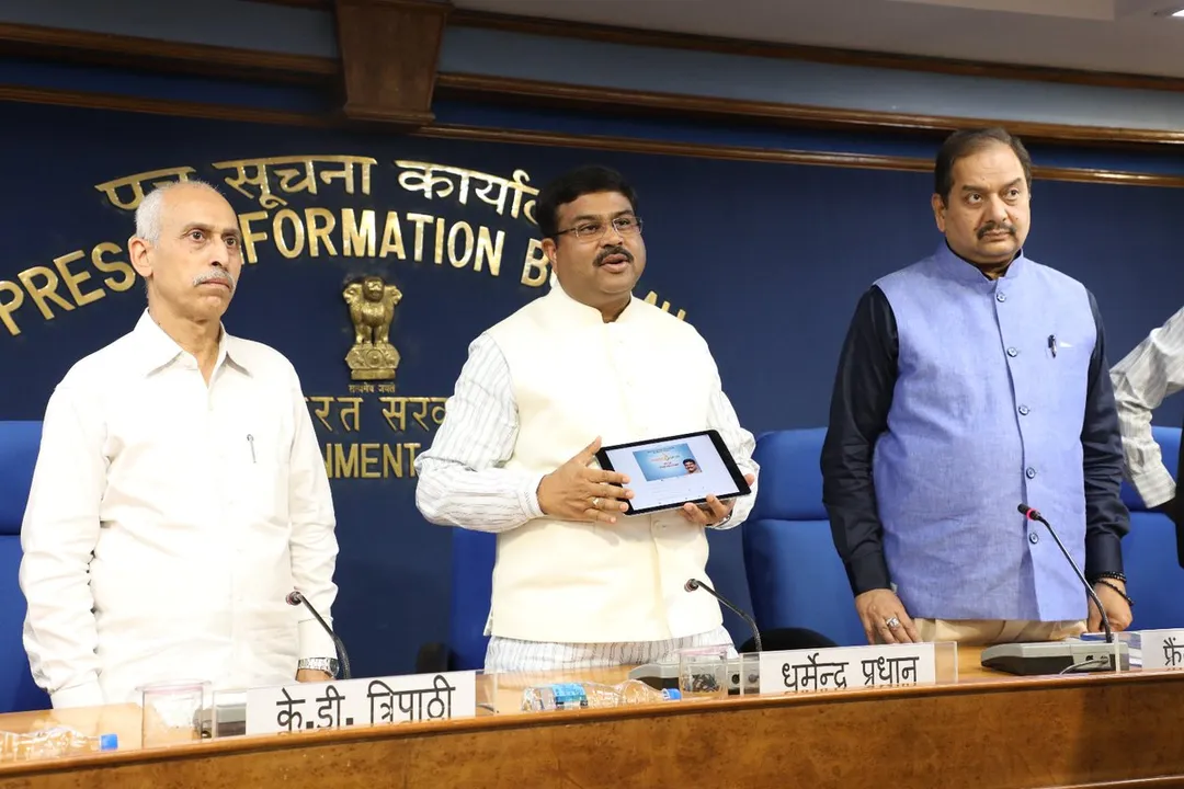  Now, book complaints regarding gas and oil issues on FB, Twitter