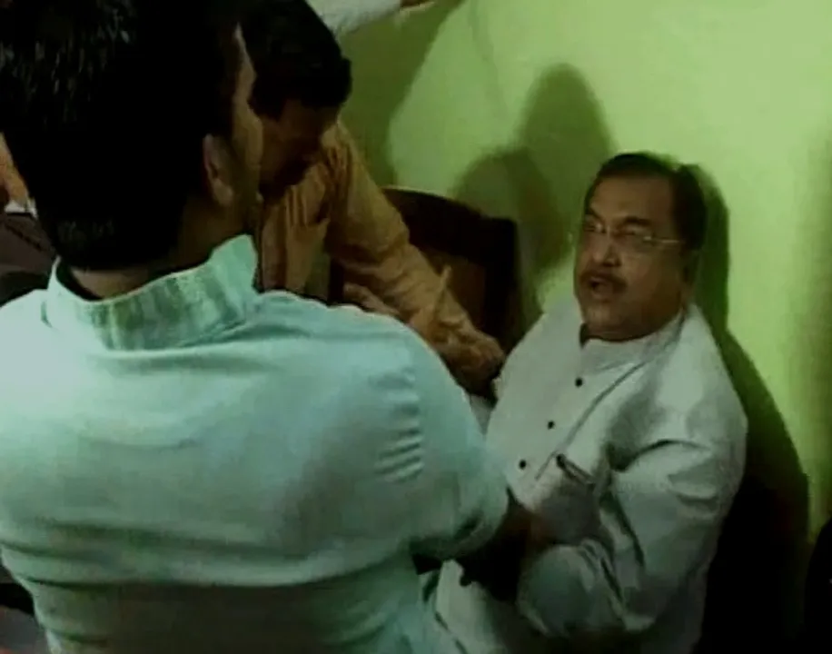  Odisha BJP leader Samir Mohanty assaulted by party workers