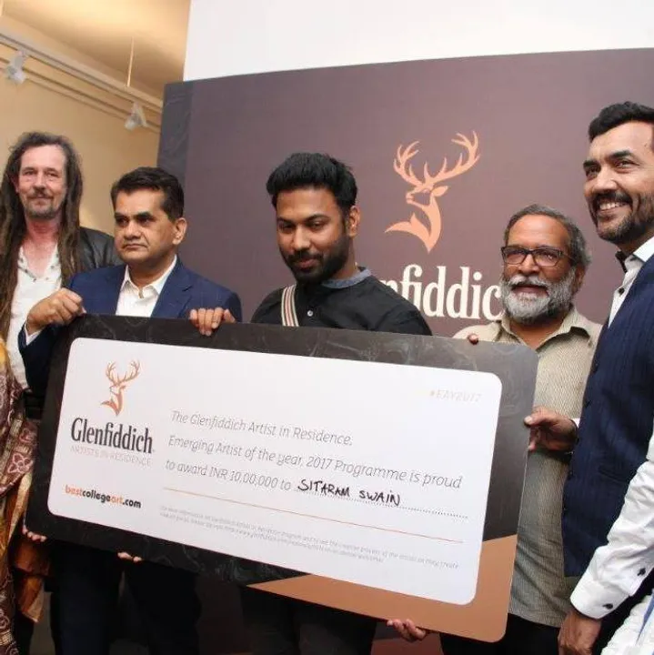  Odisha's Sitaram Swain bags Rs 10 lakh cash prize, Scottish residency