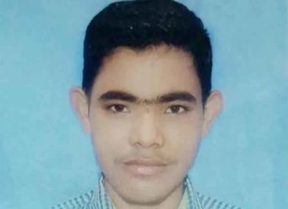  Odisha Plus II student who consumed pesticide after being caught for MP dies