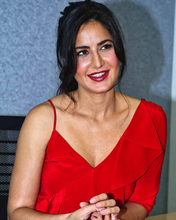  Pic. Courtesy:
twitter.com/KatrinaKaifFB 