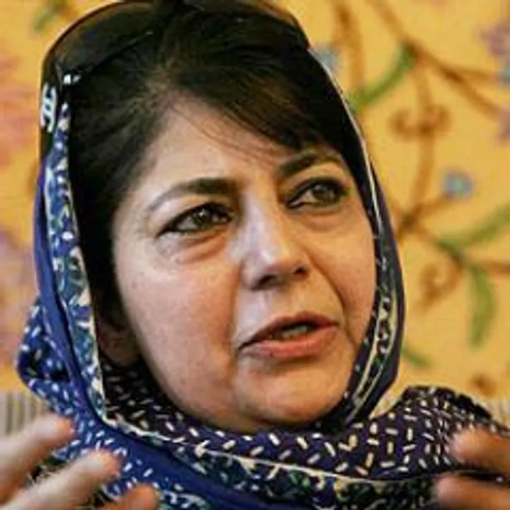  Pic. Courtesy:
twitter.com/mehboobamufti 