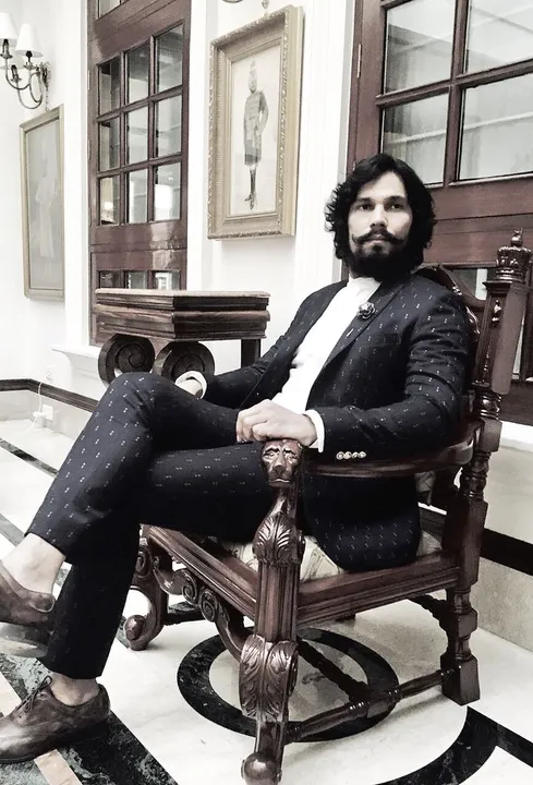  Pic. Courtesy:
twitter.com/RandeepHooda/media 