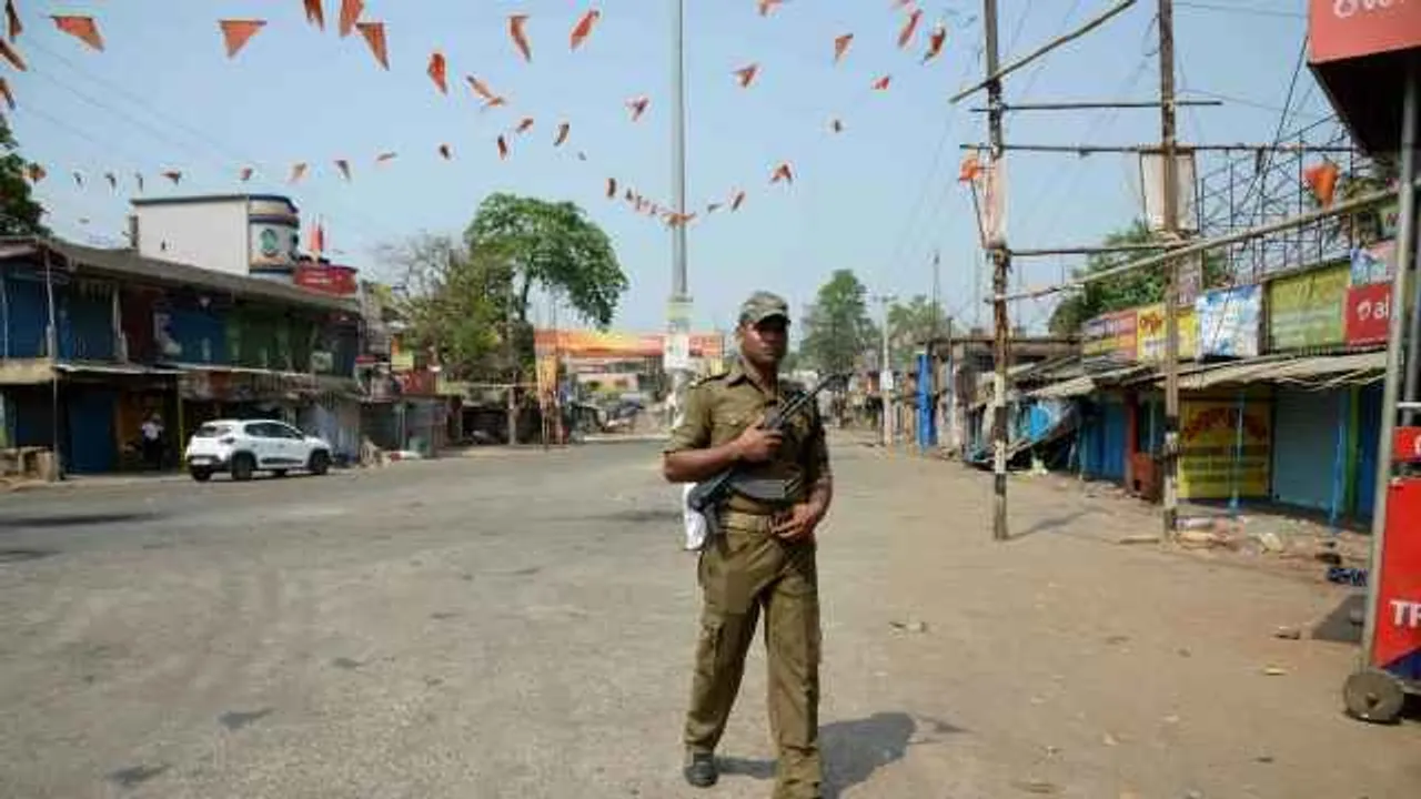  Curfew relaxed in Odisha's Bhadrak for 6 hours; reimposed