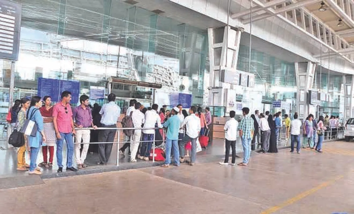 8 Kolkata-bound flights diverted to Bhubaneswar due to bad weather; stranded passengers irked