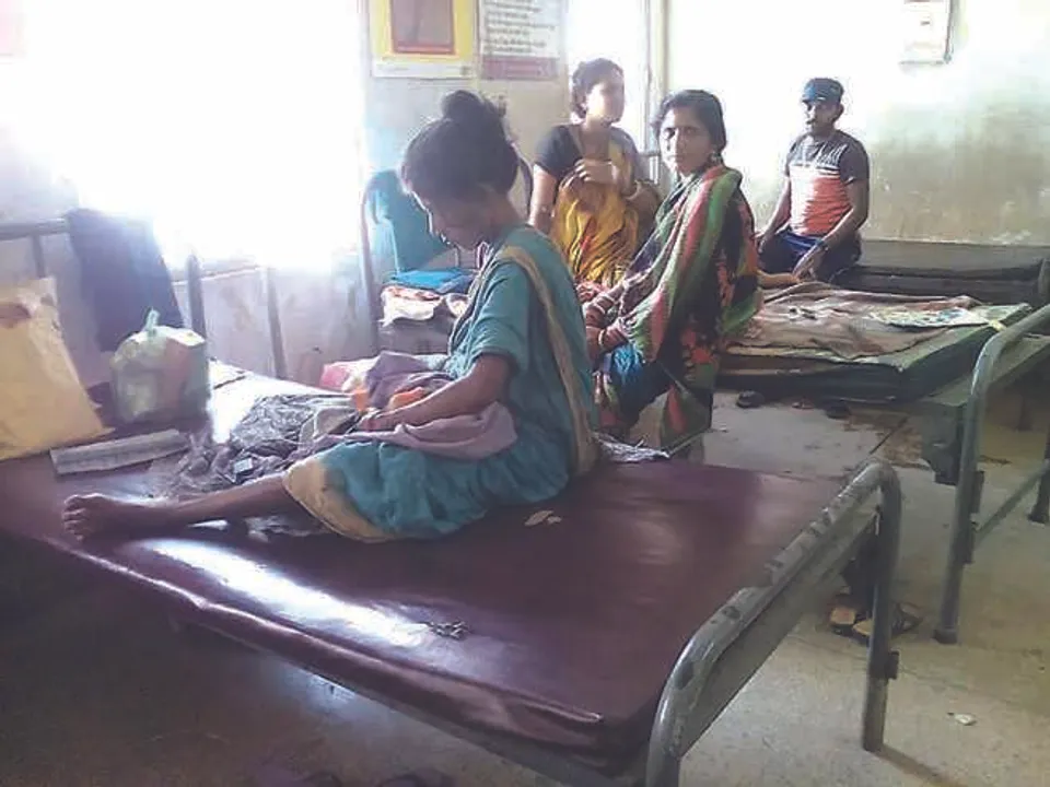  3 women deliver babies under torch light in Odisha hospital