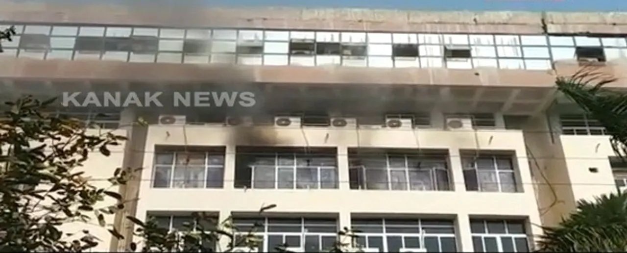  Fire breaks out at treasury office in Odisha capital