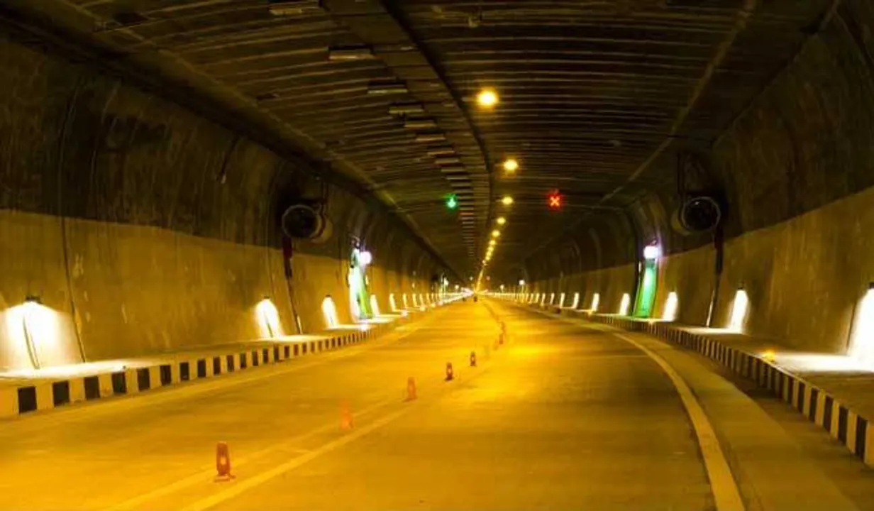  PM Modi inaugurates India's longest Kashmir tunnel