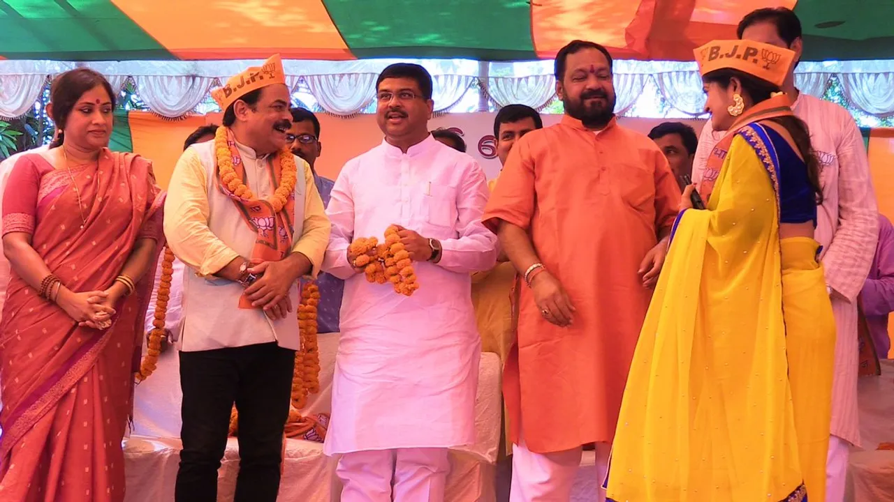  Odisha music director Manmath Mishra joins BJP
