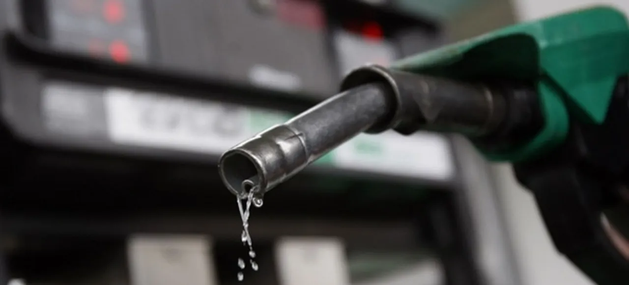  Oil firms set up system for smooth daily fuel price change