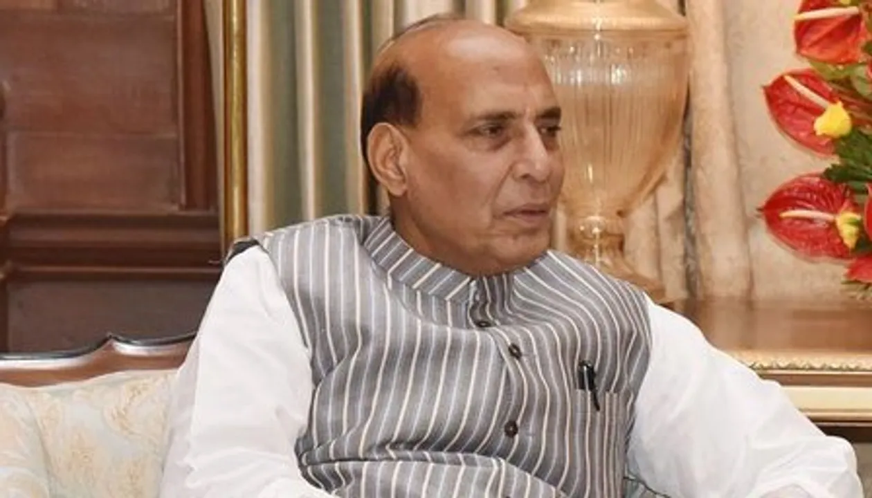  Rajnath in Srinagar, meets Mehbooba; Yasin Malik arrested