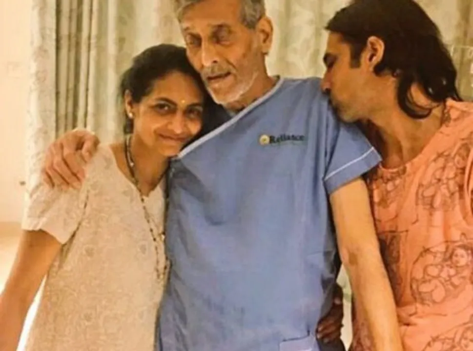  Actor Vinod Khanna passes away