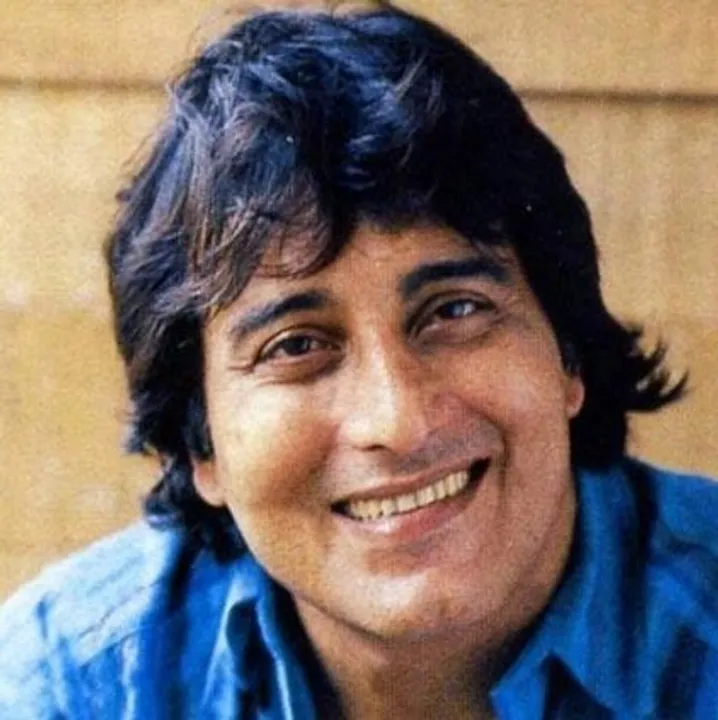  From angry young man to angry father: Vinod Khanna's cinematic voyage