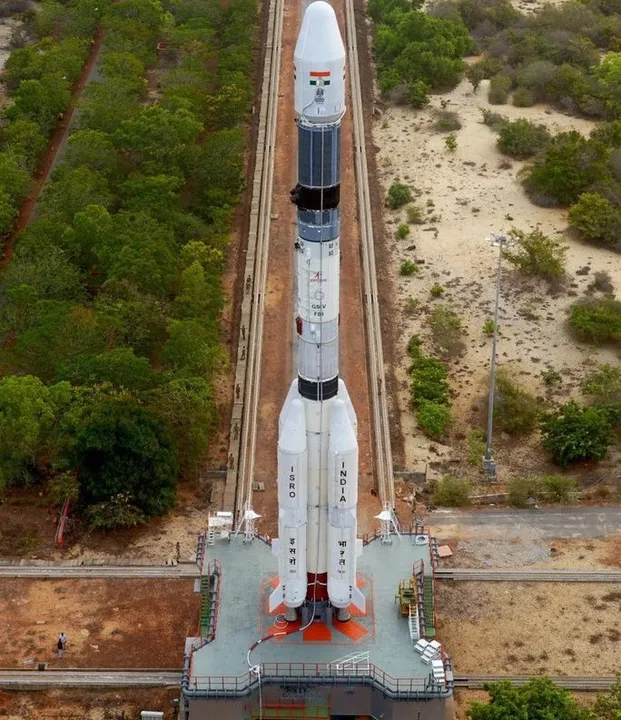  Indian rocket lifts off with GSAT-9