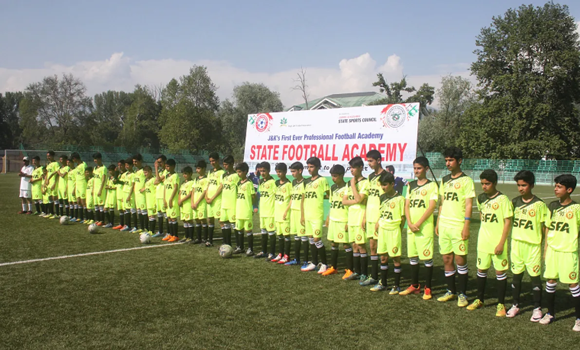  Pic courtesy: http://risingkashmir.com 