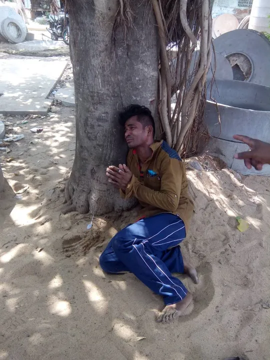  Youth drags minor girl from auto, molests her on road in Odisha capital