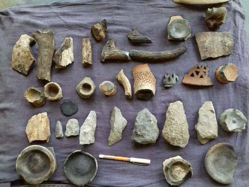  Utkal varsity research team discover 4500-year-old items on Chilika shore in Odisha