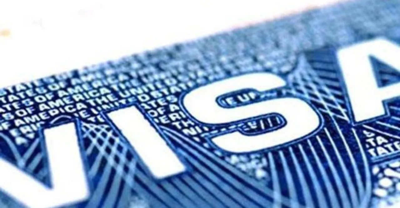  India suspends visa services for Canadians