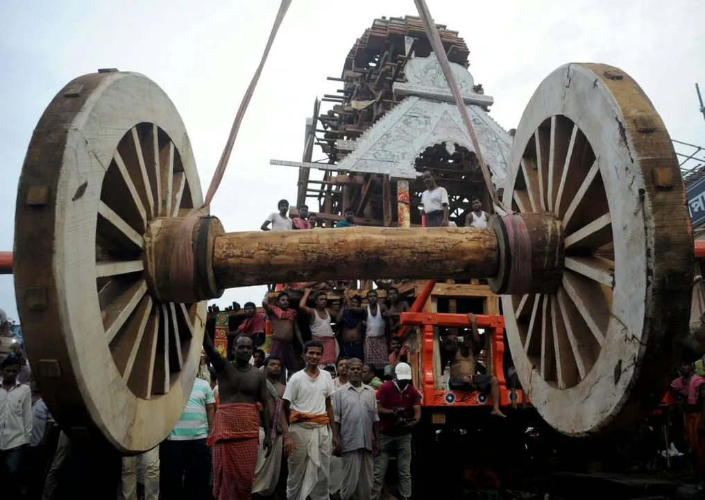  Broken axle of Subhadra’s chariot replaced in Odisha’s Puri