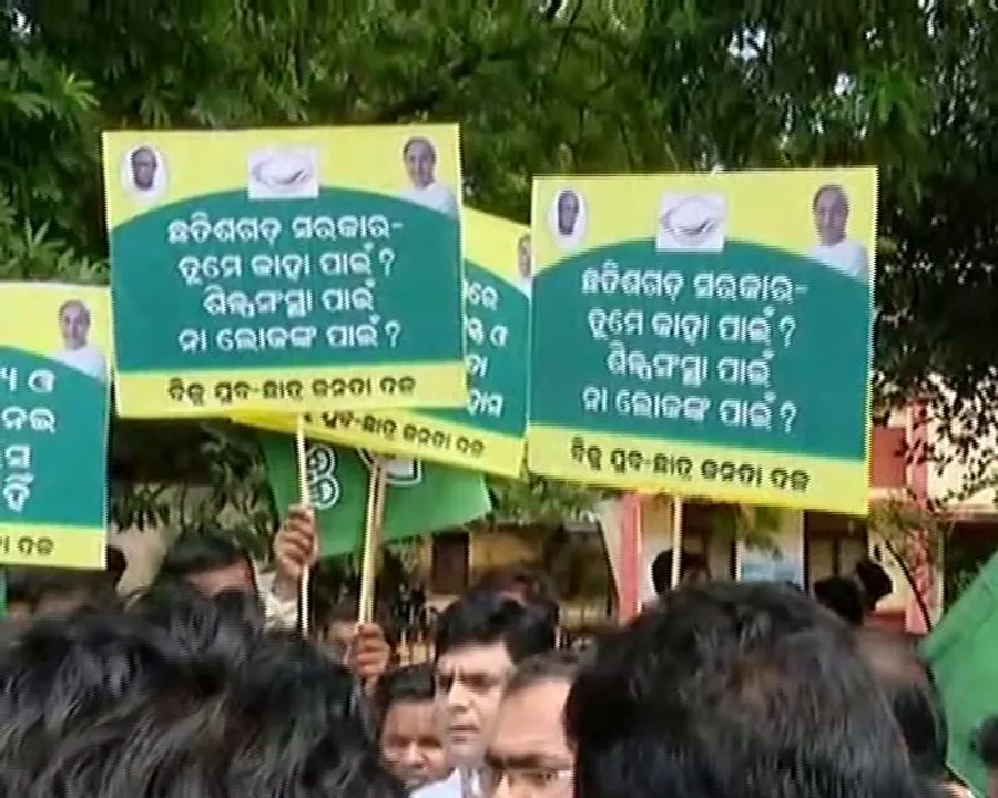  BJD hits streets over Mahanadi issue, SCS row