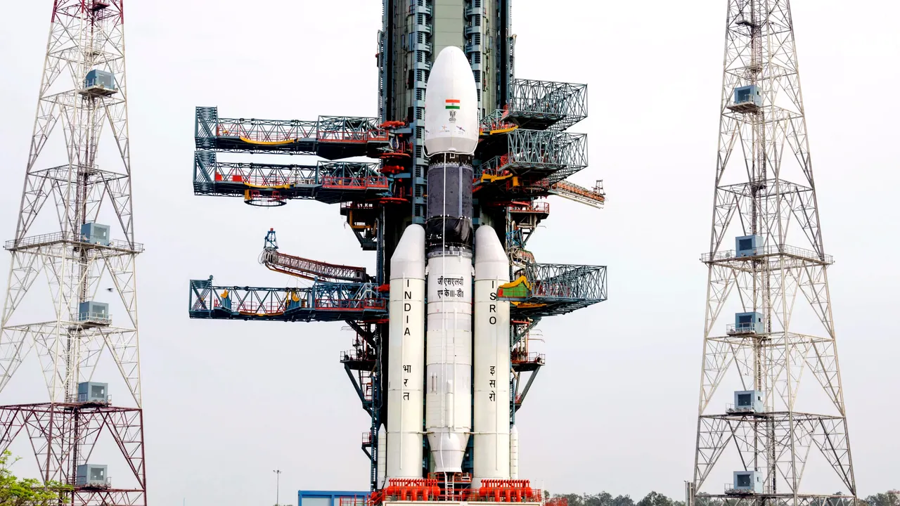  India's heaviest rocket with GSAT-19 all set for maiden flight Monday
