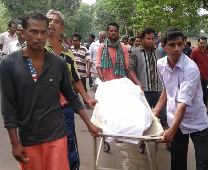  Mahaprayan goes for toss as girl's body carried on stretcher in Odisha's Kandhamal
