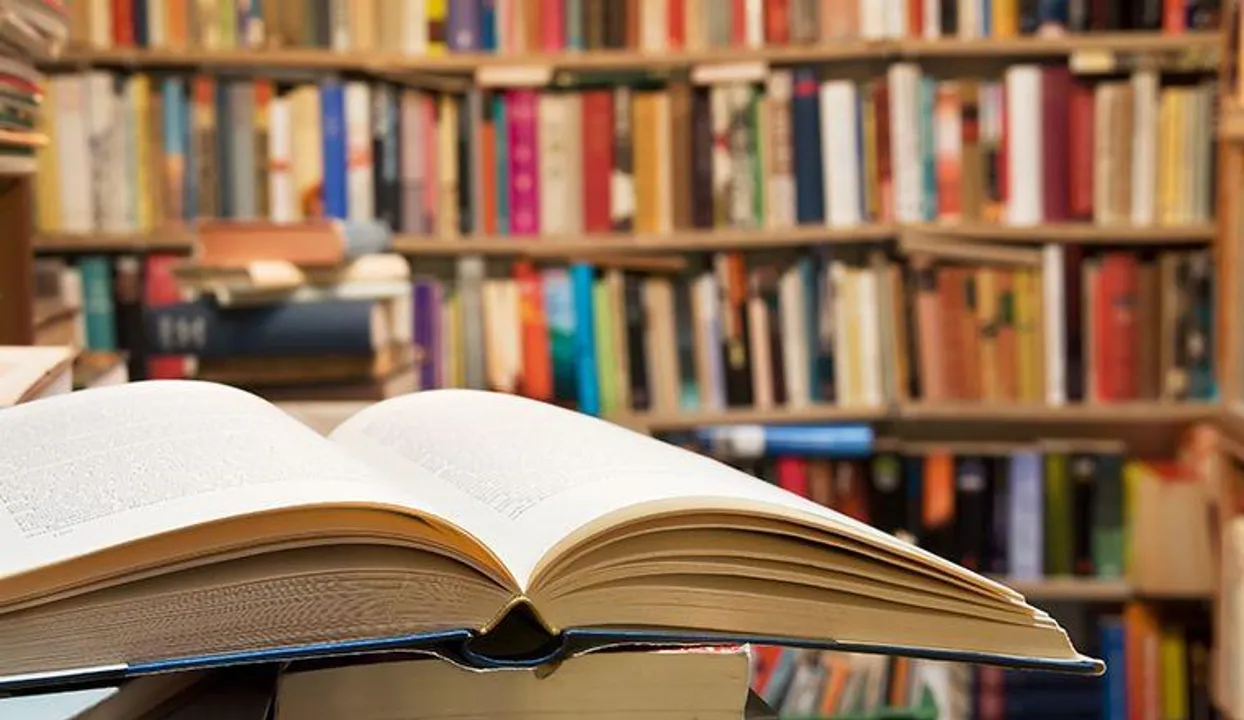  Book borrowed from library in 1965, returned in 2017
