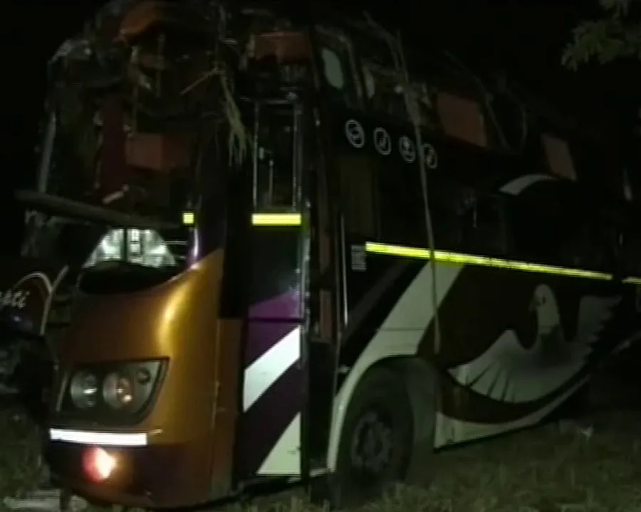  One dies, 30 injured as bus overturns in Odisha's Sambalpur