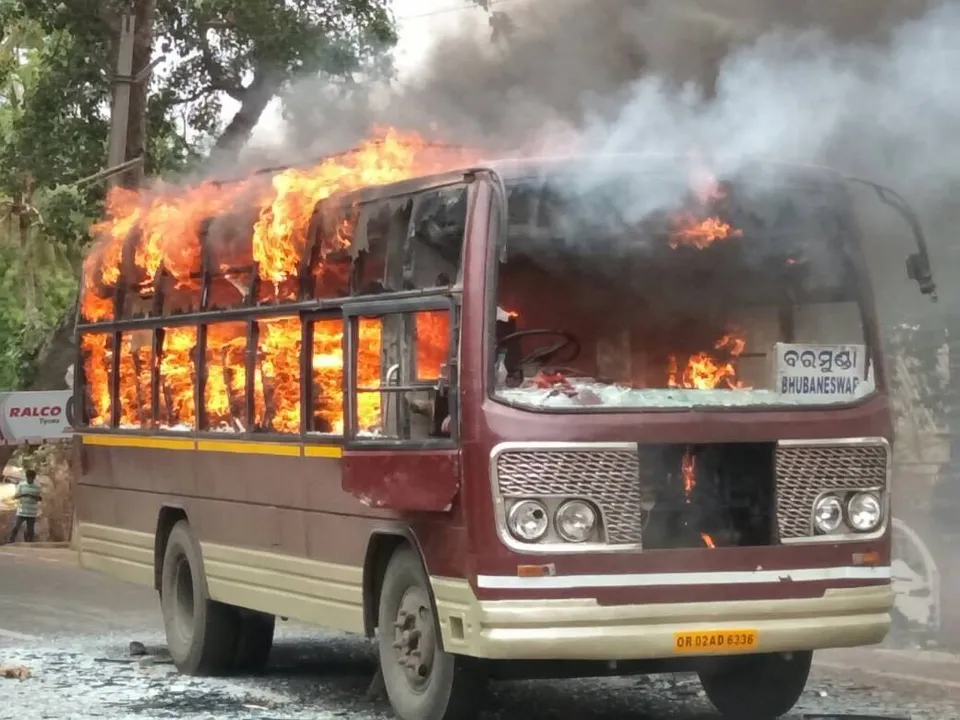  Buses torched: Assn decides to snap services to Odisha’s Puri