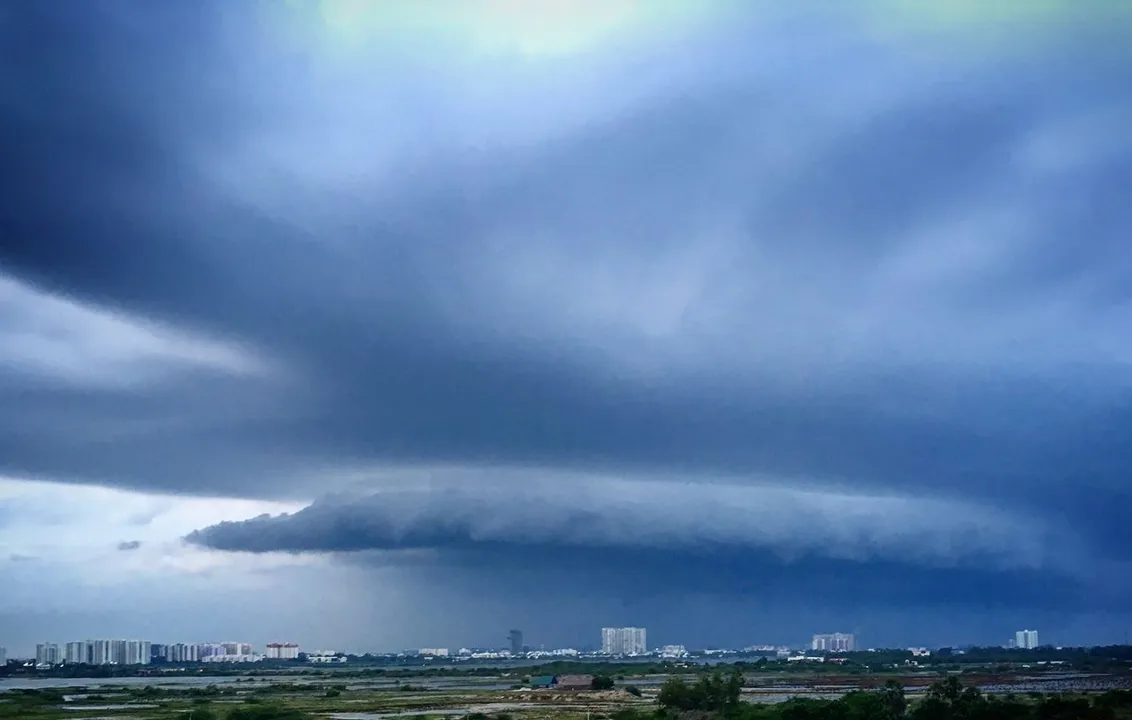  Why rain-bearing clouds are thinning out over India