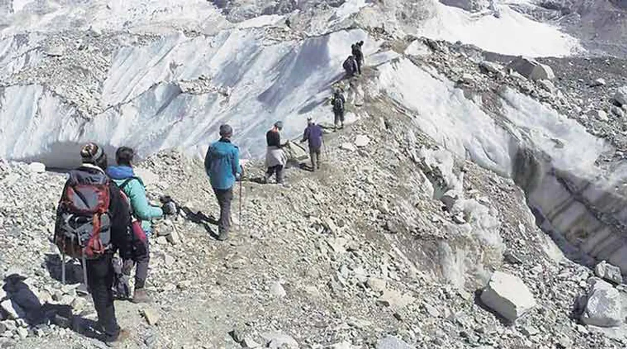 China silent over stopping Indian pilgrims to Kailash Mansarovar