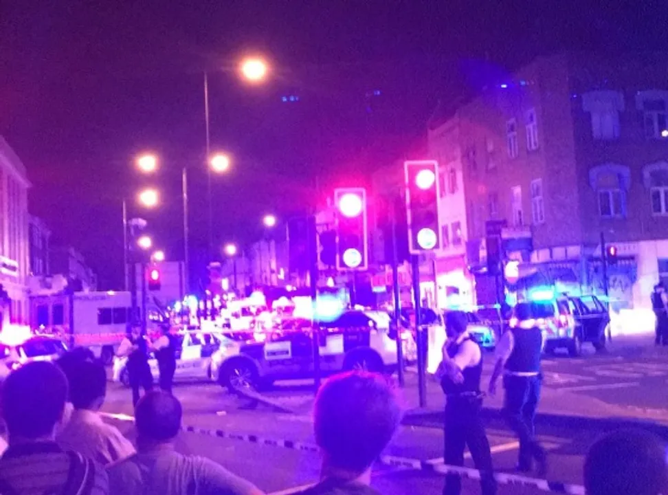  Several killed in attack near London mosque