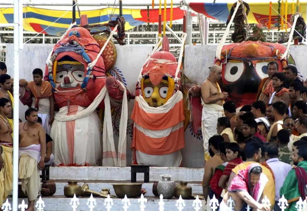  Lords take holy shower on Snana Purnima at Jagannath shrine in Puri