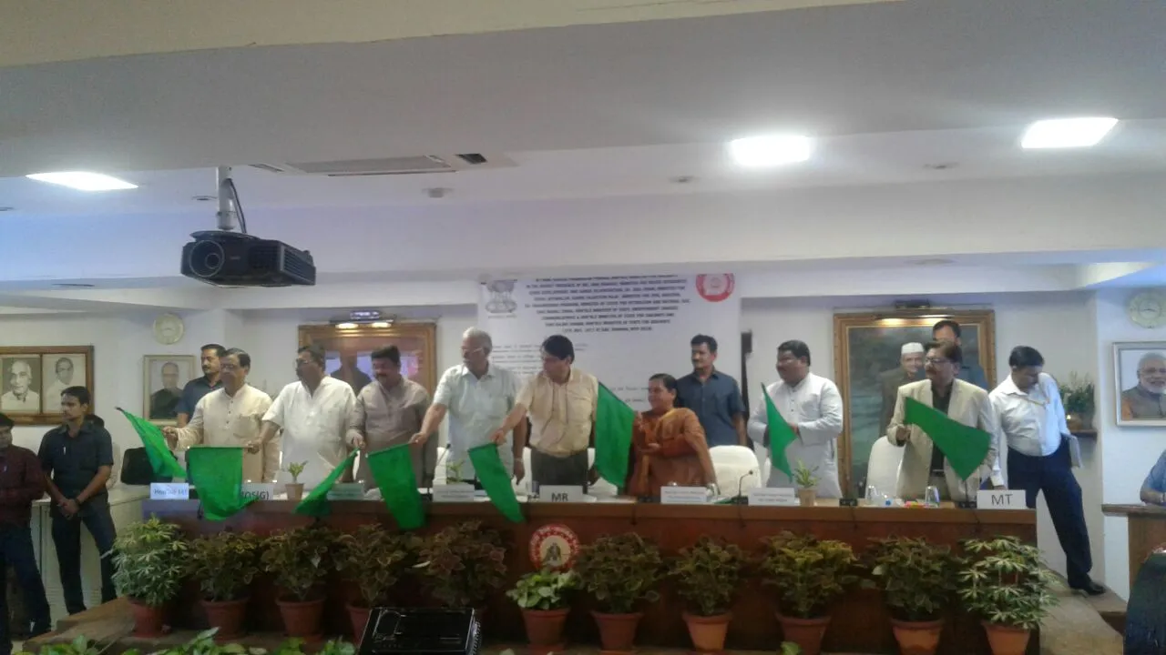  Humsafar Express flagged off at Bhubaneswar station. Know timings, stoppages