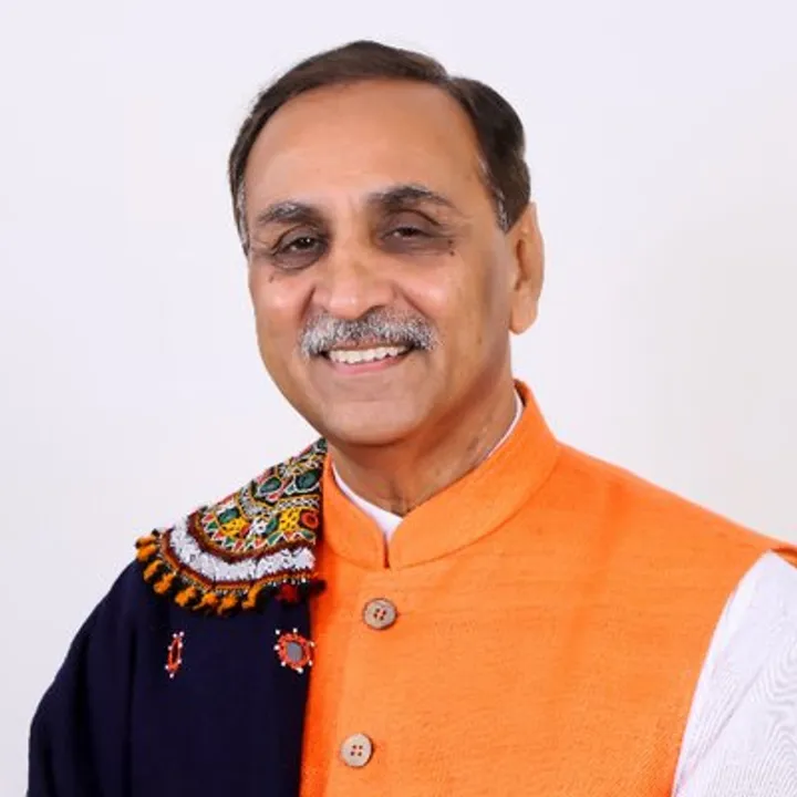  Rupani urges Odisha CM to implement Ayushman Bharat