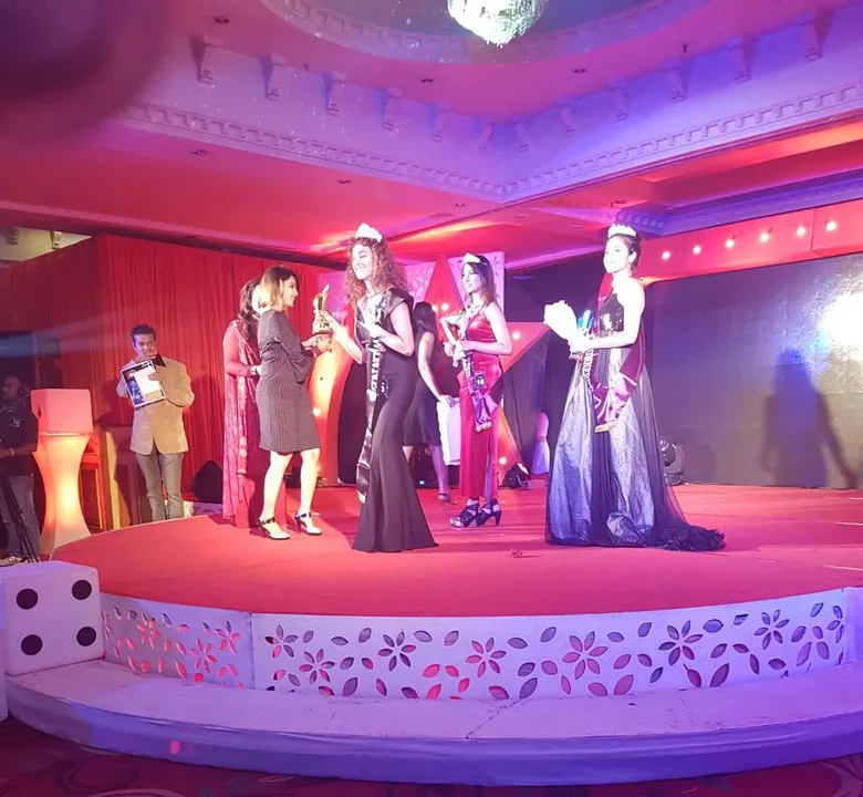  Odisha-born Annie Prince Nag wins Miss India Elegant title