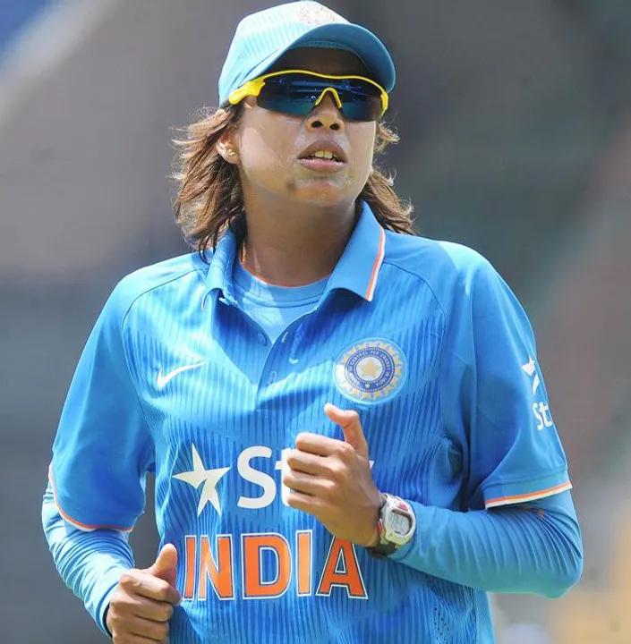  Biopic on Jhulan Goswami to be made