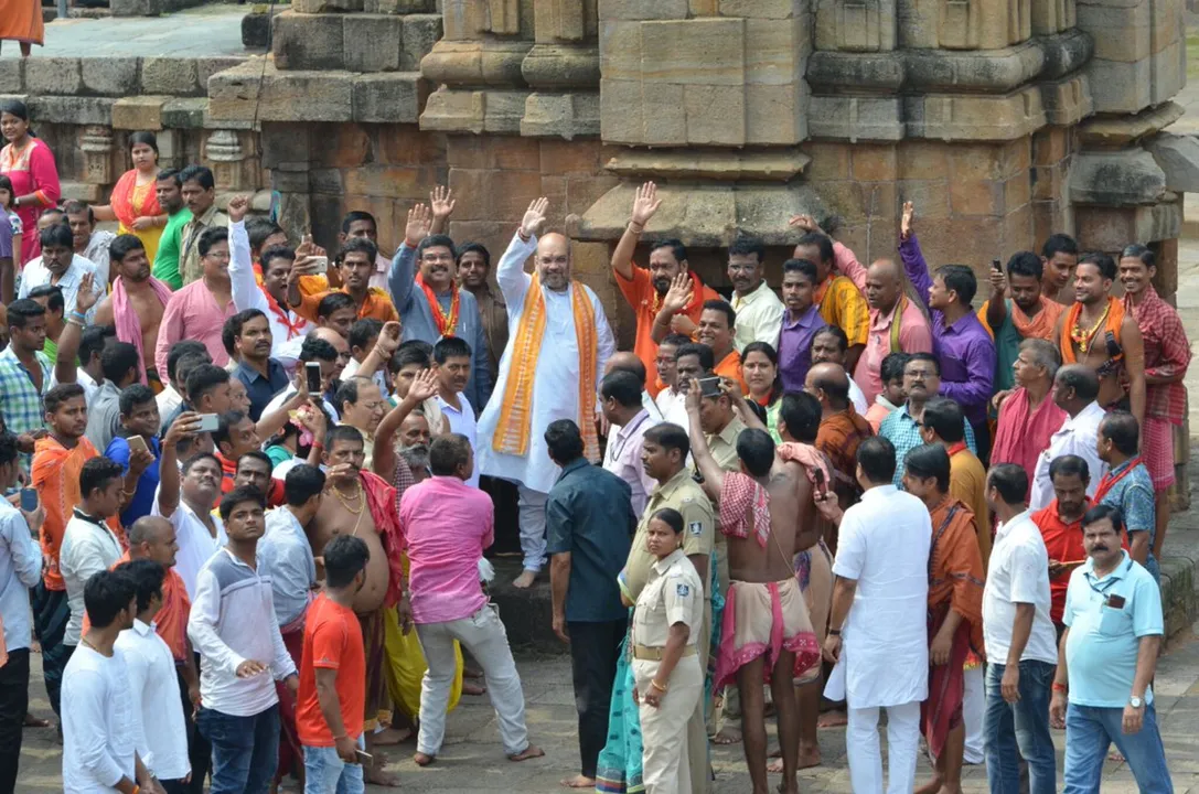  Amit Shah visits Lingaraj Temple in Odisha capital