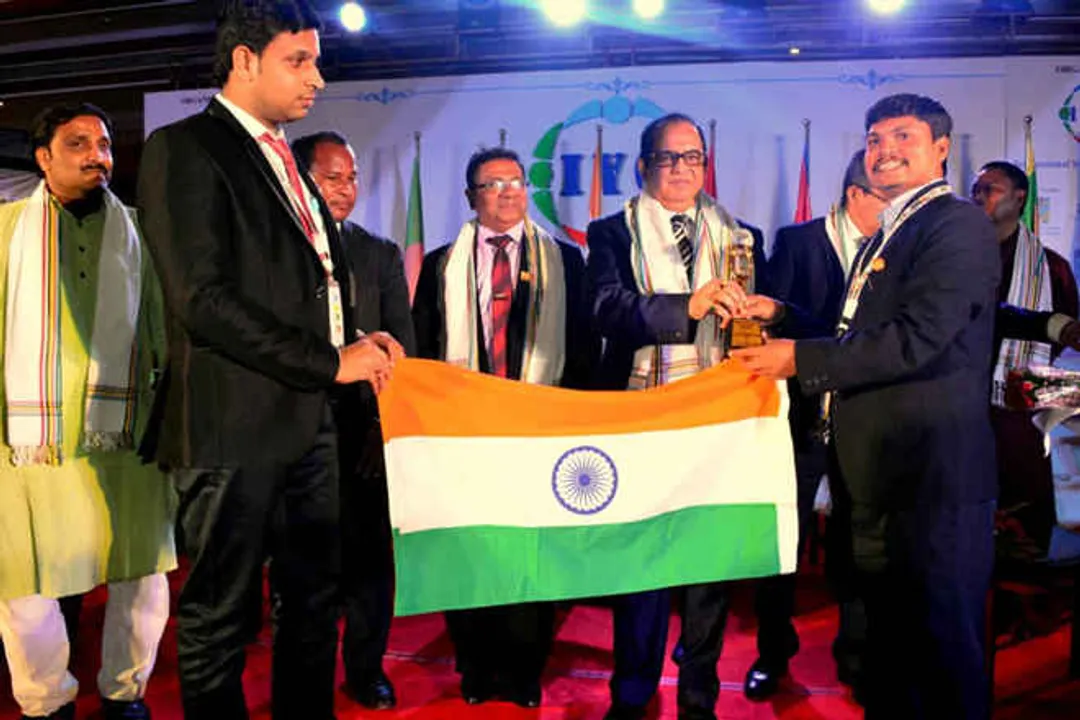  Odisha youth Bikram Nayak bags People Choice Leader Award 2017