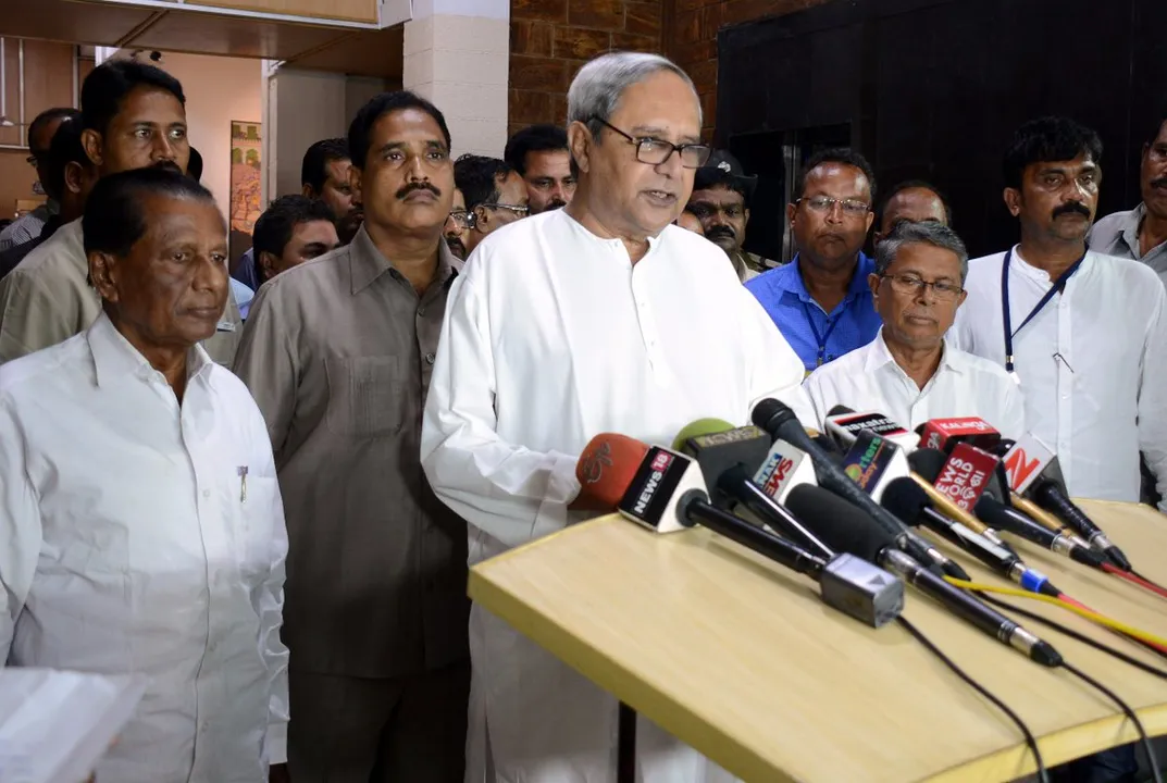  Odisha CM urges PM Modi to form tribunal on Mahanadi