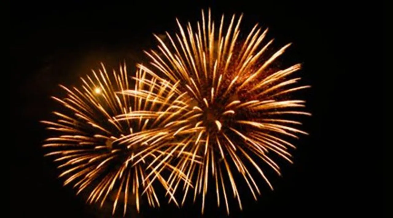  China sending firecrackers to India to cause health hazards!
