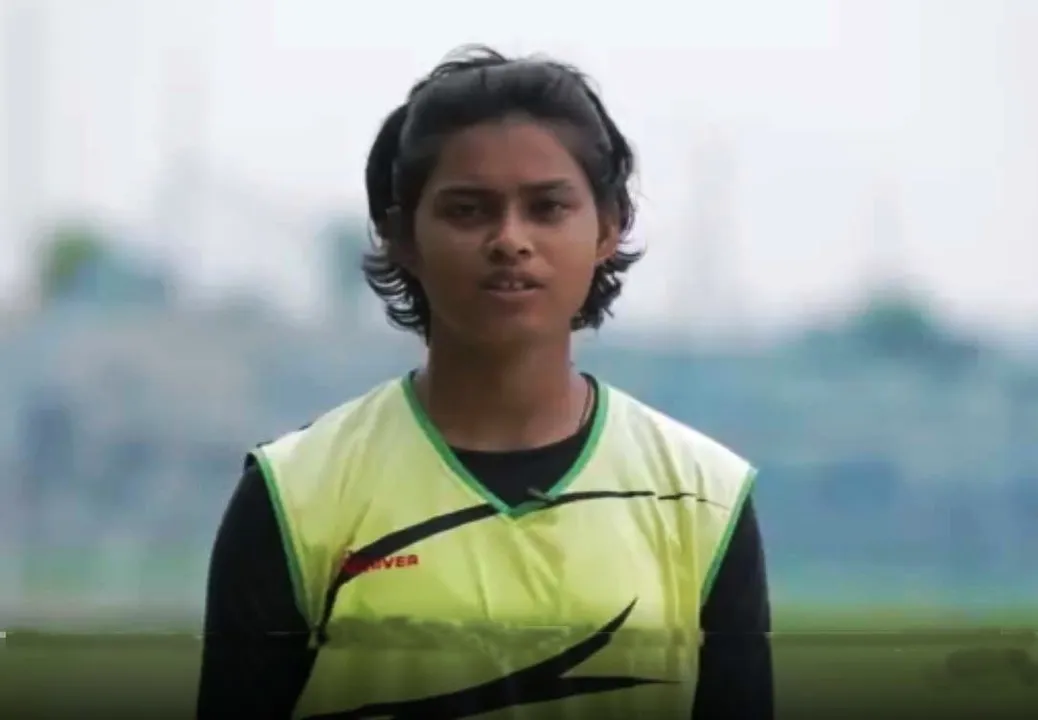  Kudos! Sachin all praises for Odisha volleyball player Sirisha