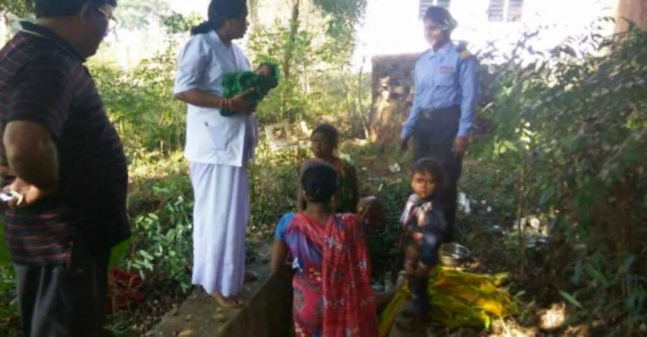  Denied checkup by hosp, Odisha woman delivers baby near drain