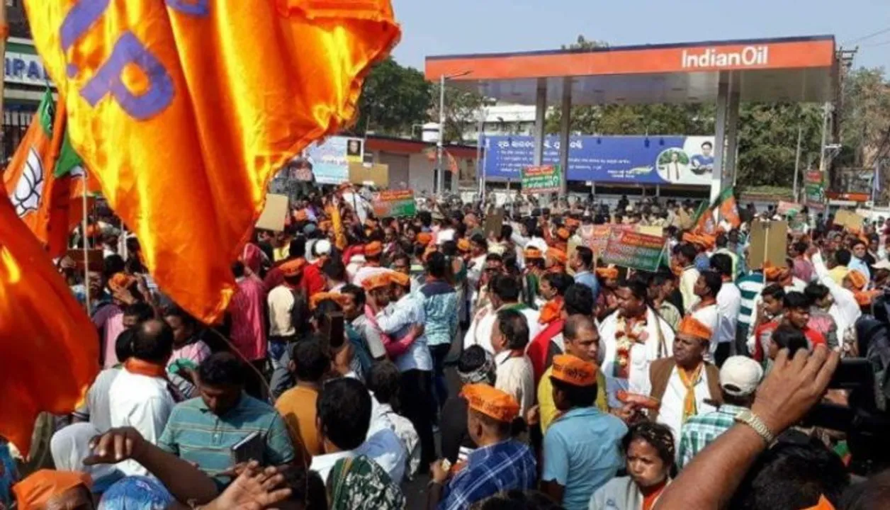  BJP demo turns ugly in Odisha’s Cuttack; 4 policemen hurt in stone pelting