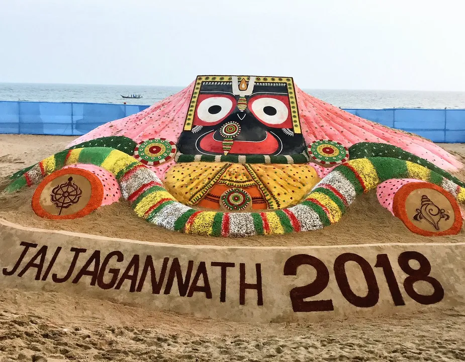  Odisha's Sudarsan Pattnaik creates world's biggest sand sculpture of Lord Jagannath on New Year