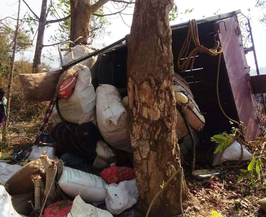  3 killed, 7 injured as truck skids off road in Odisha's Kalahandi